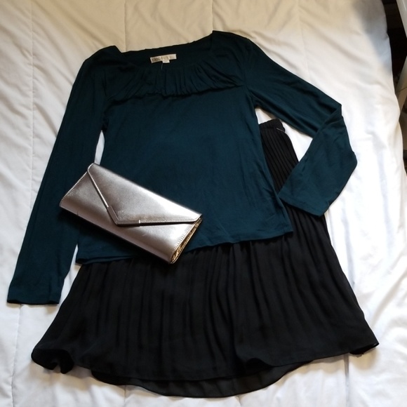 NWT Cleo emerald green long sleeve top - Picture 3 of 5